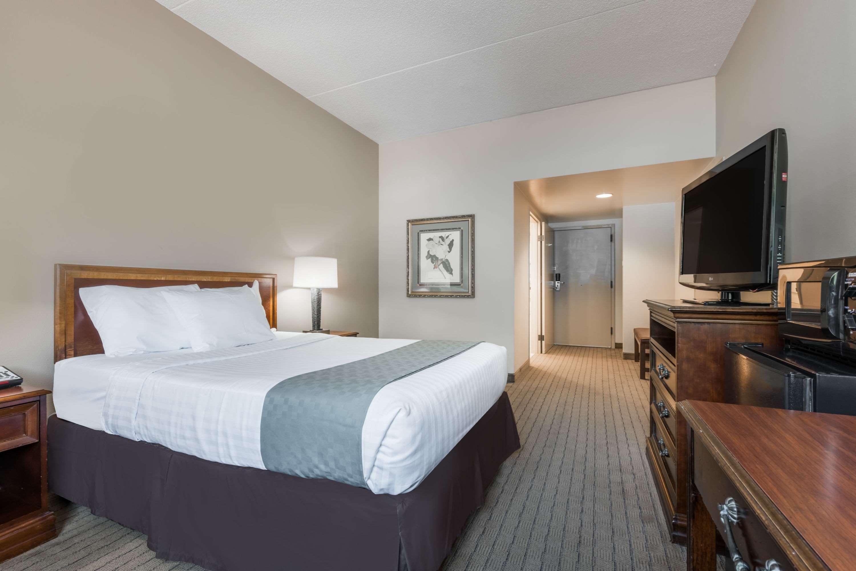 Days Inn By Wyndham Horsham Philadelphia Екстериор снимка